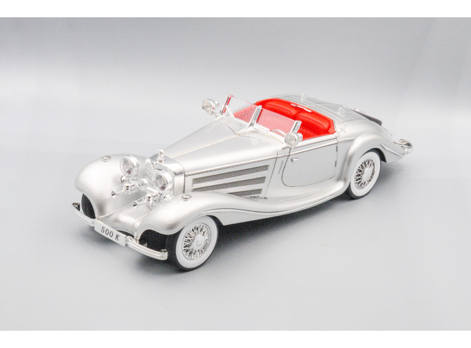 MERCEDES-BENZ 500K, серебристый, 30 см