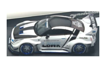 NISSAN LB GTR GT white/carbon roof