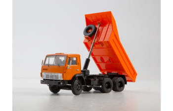 Камский грузовик 5511 самосвал, оранжевый