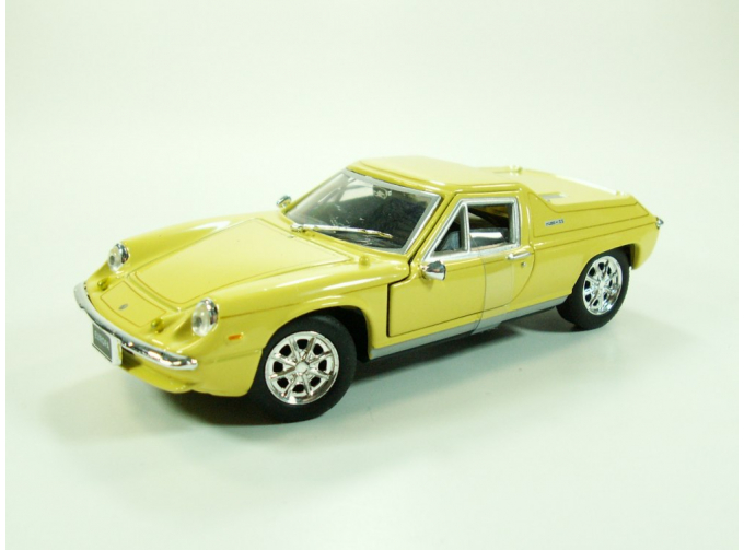 LOTUS Europa, NN29 7HB UK 1:43, лимонный