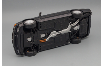 BMW 730I (E32) (1987), black metallic