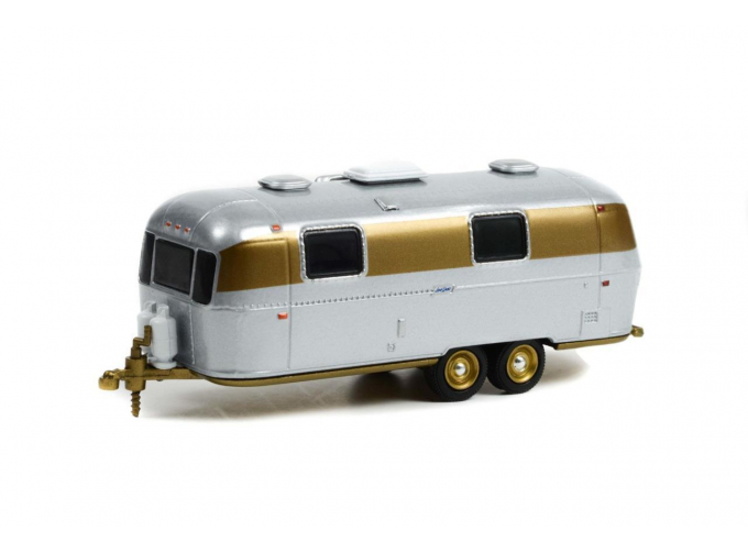 Кемпер-трейлер AIRSTREAM Double-Axle Land Yacht Safari Custom (1972), Chrome/Gold