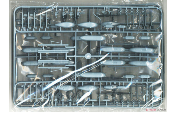 Сборная модель Двойной комбо-набор Overlord: D-Day Mustangs / P-51B Mustang