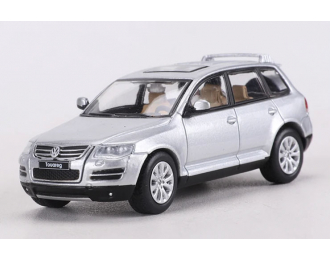 VOLKSWAGEN Touareg Typ 7L with ST (2007), silver