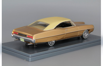 PONTIAC Bonneville Coupe (1968), beige met