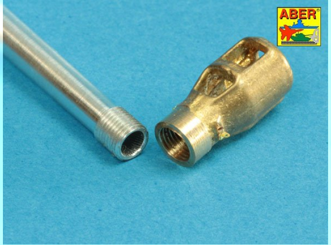 Armament for T10 Heavy Tank 1x122 mm D-25TA, 1x12,7 cm Coaxial DShK