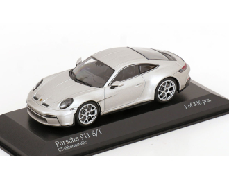 PORSCHE 911 992 S/t Coupe (2023), Silver
