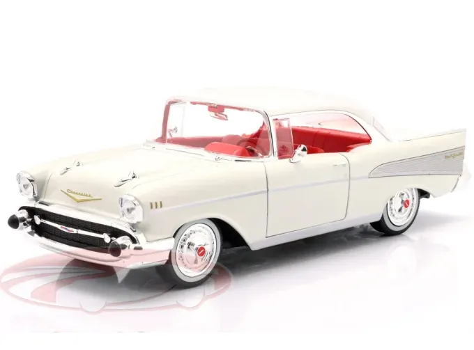 CHEVROLET Bel Air Coupe (1957), white