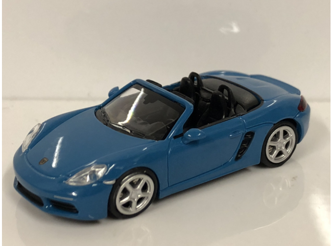 Porsche 718 Boxter, turquoise/blue, 2016