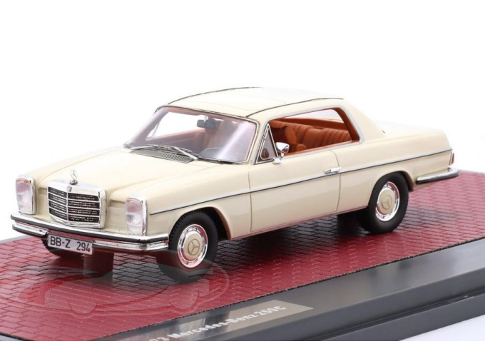 MERCEDES-BENZ 250 C (W114) /8 (1968), white