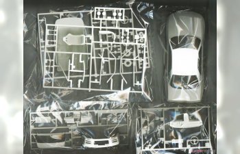 Сборная модель Calsonic Skyline (Skyline GT-R [BNR32 Gr.A] )1992