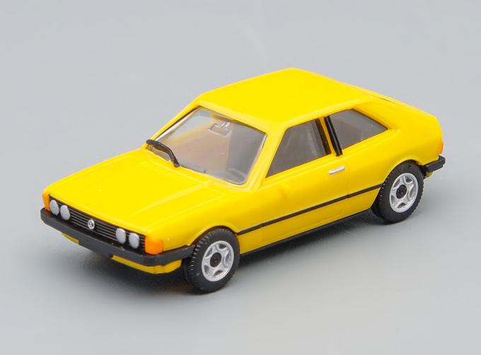 VOLKSWAGEN Scirocco I, yellow