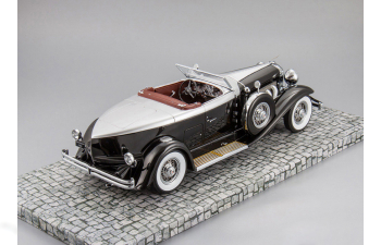 Duesenberg Model J Torpedo Convertible 1929 (black)