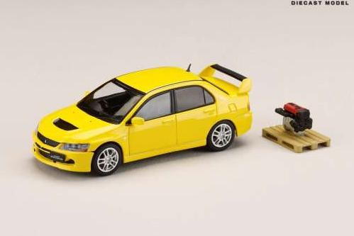 MITSUBISHI Lancer Evolution 9 GSR with engine display model, yellow solid