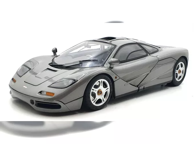 MCLAREN F1 Roadcar (1994), grey metallic