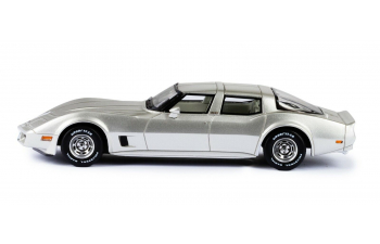 CHEVROLET Corvette America four-door (1980), silver