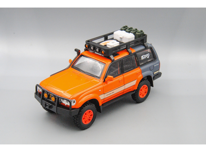 TOYOTA Land Cruiser 80 (Safari Edition), оранжевый, 21 см