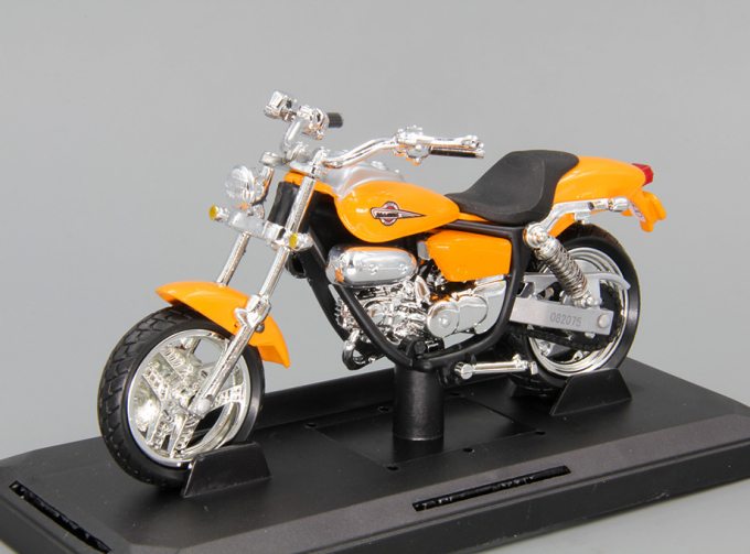 HONDA Magna, orange