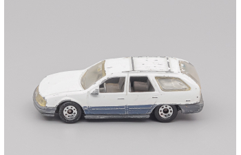 MERCURY Sable Wagon, White with dark gray lower body