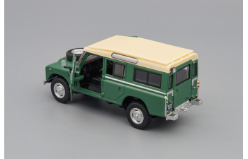 LAND ROVER Series 109, green