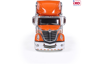 INTERNATIONAL Lonestar (2010), orange/green
