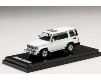 TOYOTA Land Cruiser 70 ZX 4 Door (2001), white