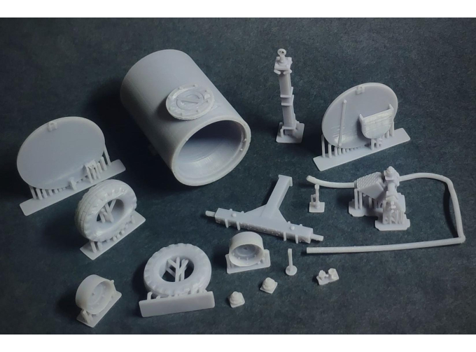 Сборная модель Прицеп-бочка для трактора ВУ-3М, набор для сборки