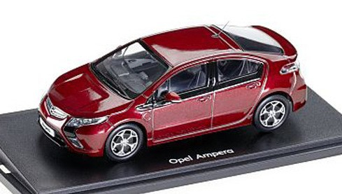 Opel Ampera red