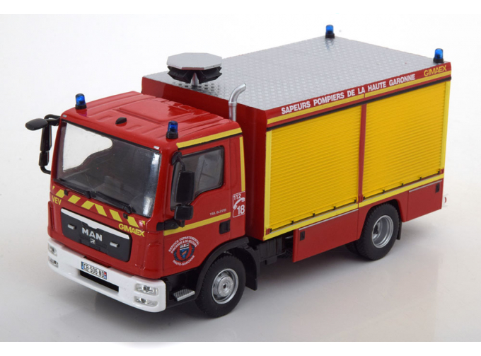 MAN TGL 12.250 fire engine France, red-yellow