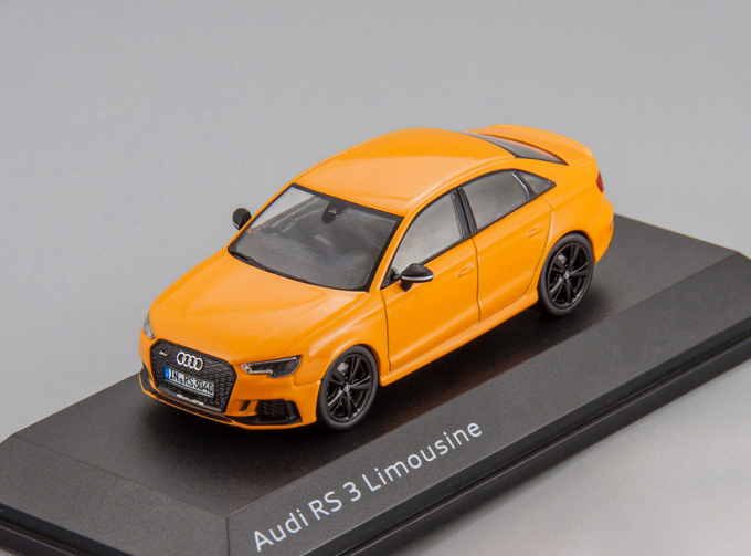 Audi RS3 Limousine (orange)