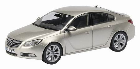 Opel Insignia Hatchback 2008 Pannacotta