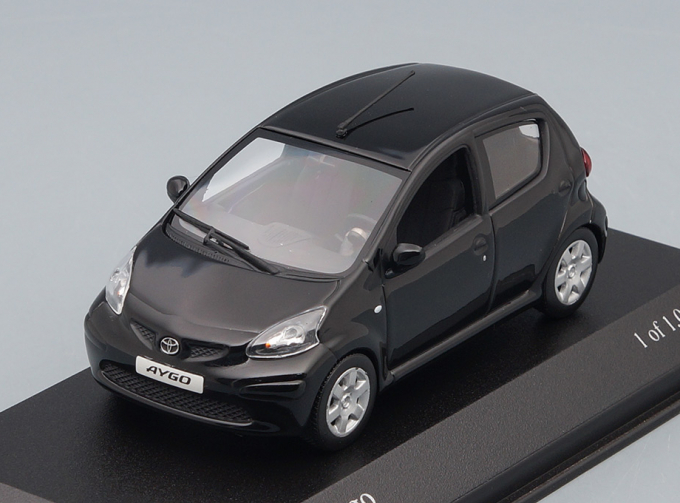 TOYOTA Aygo (2005), black