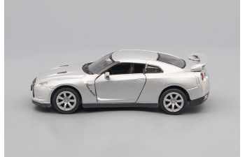 NISSAN GT-R R35 (2009), silver