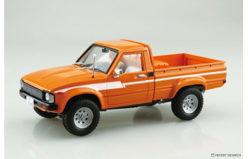 Сборная модель Toyota RN30 Hilux Lift-Up Custom '78