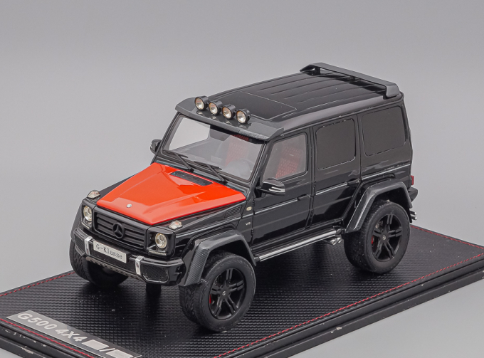 MERCEDES-BENZ G500 4x4, black / red