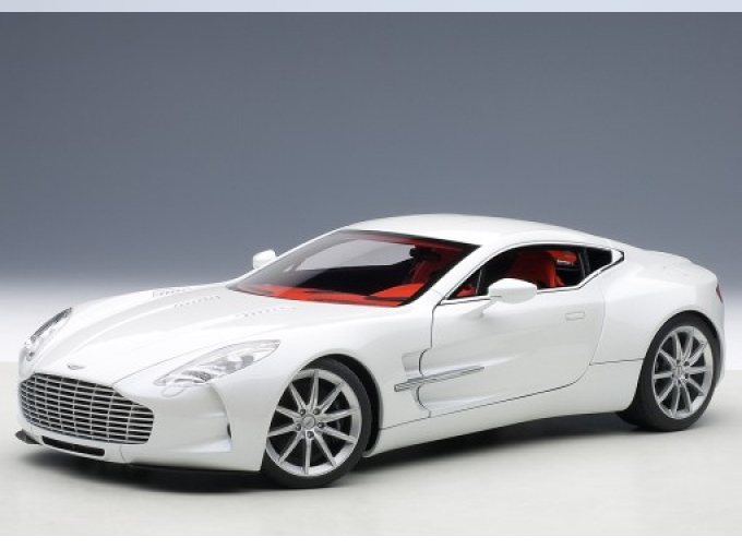 Aston Martin One 77 2009 (morning frost white)