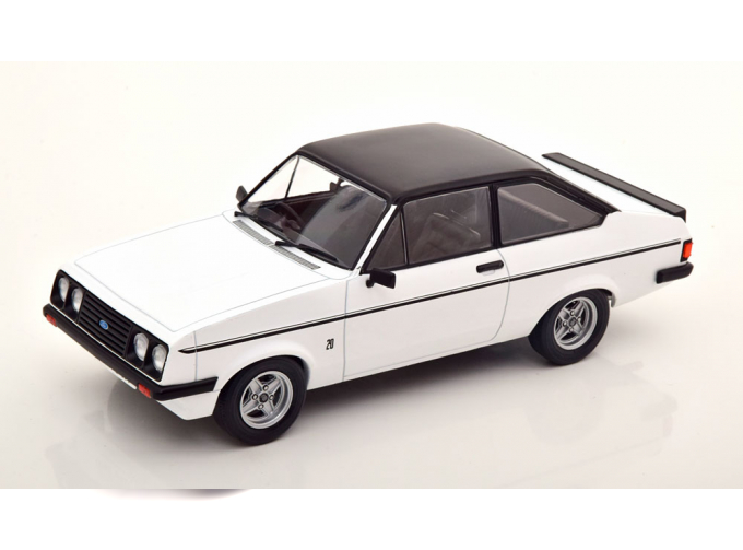 FORD Escort 2 RS 2000, white flat black