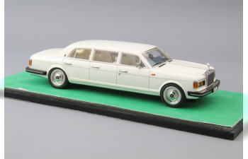 ROLLS ROYCE Silver Spirit II, white