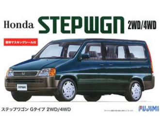 Сборная модель Honda StepWagon Type G 2WD/4WD with window frame masking