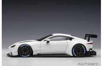 ASTON MARTIN Vantage GTE Plain Body Version, white