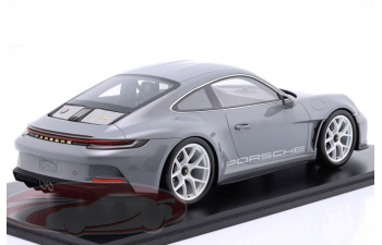 PORSCHE 911 (992) S/T Heritage Design Package (2024)