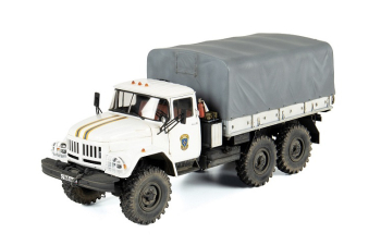 Сборная модель Российский грузовой автомобиль ЗИЛ-131