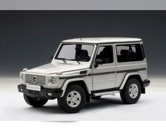 MERCEDES-BENZ G-Wagon G500 90`S SWB, silver