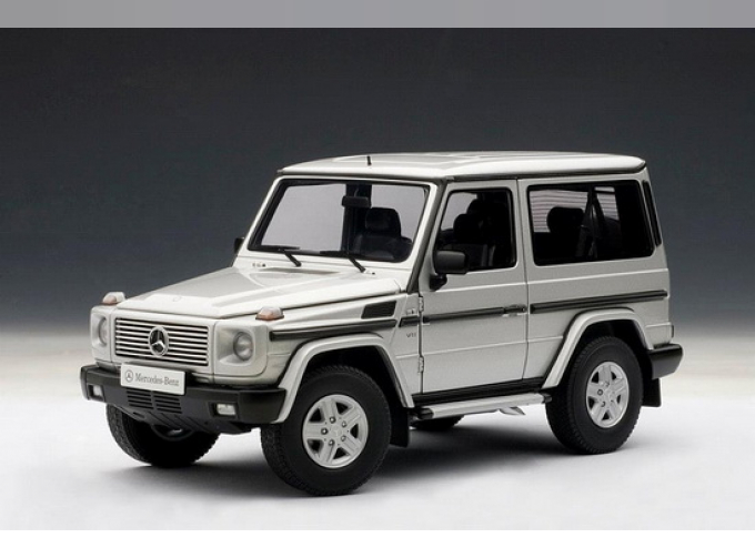 MERCEDES-BENZ G-Wagon G500 90`S SWB, silver