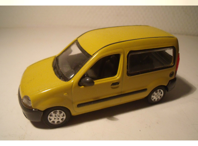 RENAULT Kangoo (1998), dark yellow