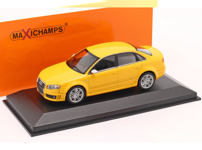 AUDI RS4 - 2004 - YELLOW