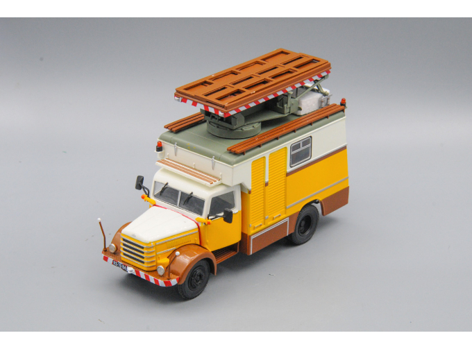 Csepel D-352 Felsovezetek-Szerelo Gepkocsi, Legendas teherautok 26