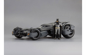 Batmobile "Batman vs Superman" 2016 with Batman figurine