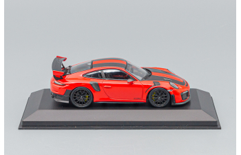 PORSCHE 911 (991/2) GT2 RS with black rims (2018), red