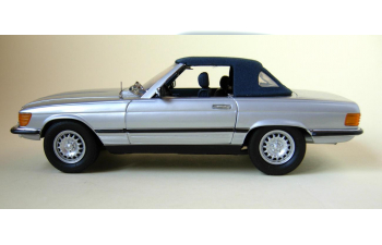 MERCEDES-BENZ 450SL W107 Convertible with Softtop (1973-1980), silver